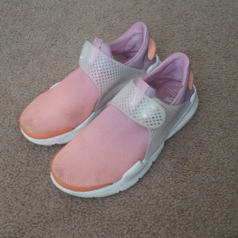 Sunset Nike Sock Dart's